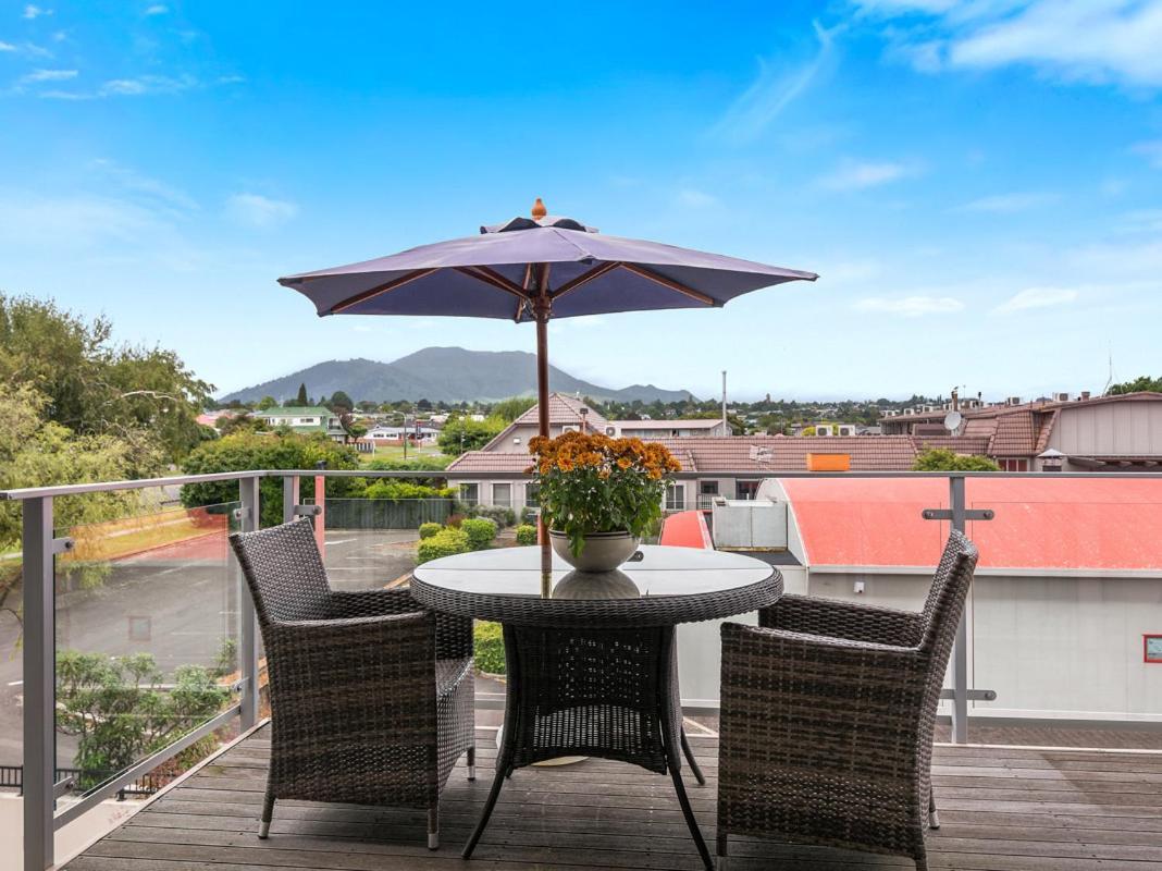 Relax On Roberts - Taupo Holiday Home Εξωτερικό φωτογραφία